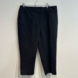 NWT Chico's Fabulously Slimming Black Capri Business Casual‎ Career Pants Size 6